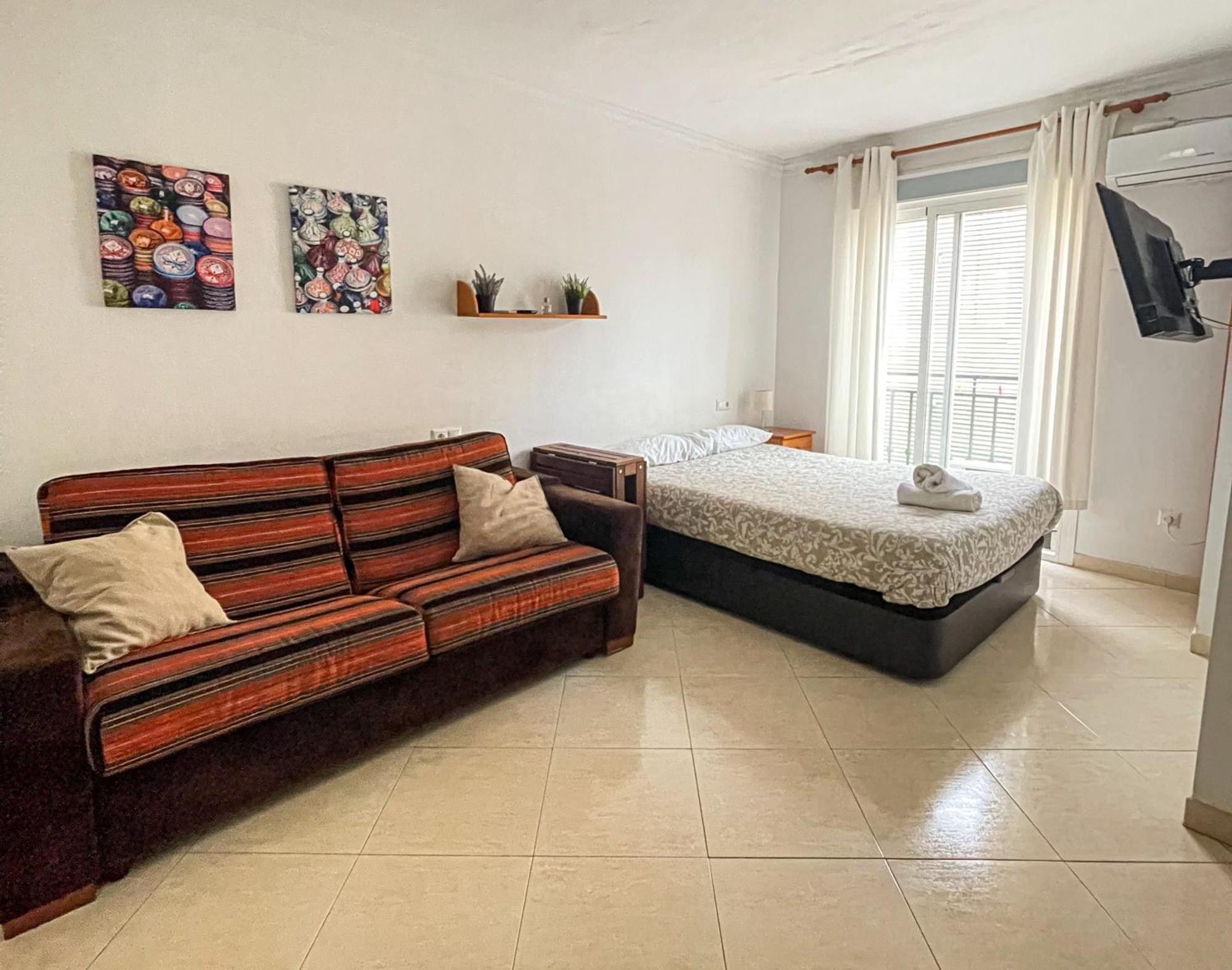 Apartamento Couples Nest In Malaga! Exterior foto