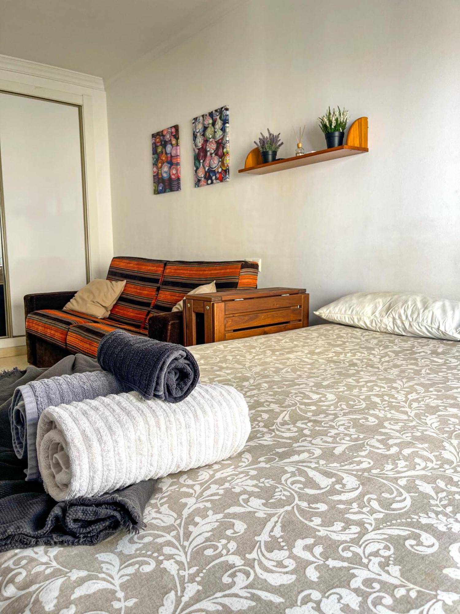 Apartamento Couples Nest In Malaga! Exterior foto